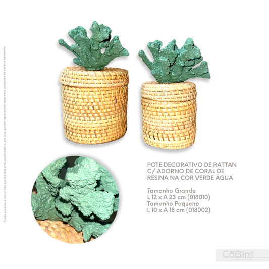 Pote Decorativo de Rattan com Adorno de Coral de Resina na Cor Verde Água