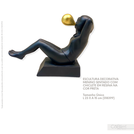 Escultura Decorativa Menino Sentado com Chiclete em Resina na cor Preta